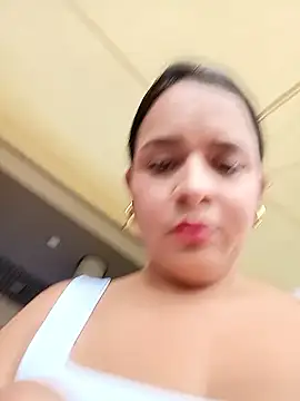 Snapshot of Lambedora_69 chatting on February 24, 7:48 pm Lambedora 69 online show from February 24, 7:48 pm