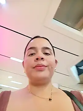 Lambedora 69 online show from November 3, 7:50 pm