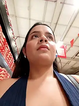 Snapshot of Lambedora_69 chatting on January 6, 8:02 pm Lambedora 69 online show from January 6, 8:02 pm