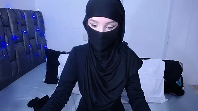   Nahia online show from October 22, 1:54 pm