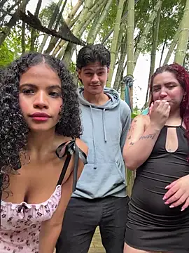 Rose-andres online show from February 7, 3:09 pm