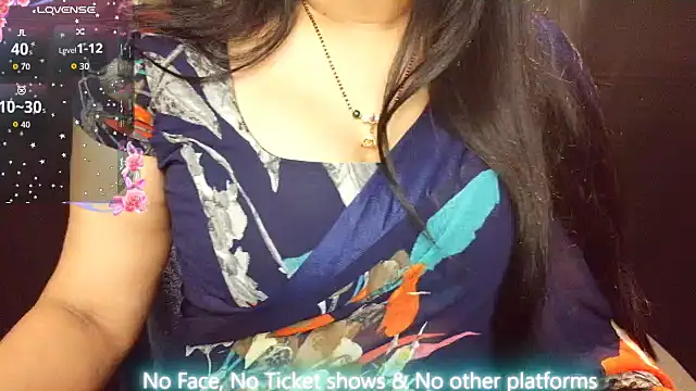 Snapshot of Anuforyou19 chatting on December 15, 4:57 pm Anuforyou19 online show from December 15, 4:57 pm