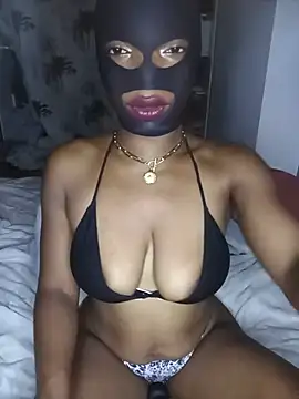 Snapshot of sweetybae75 chatting on July 16, 8:50 pm sweetybae75 online show from July 16, 8:50 pm