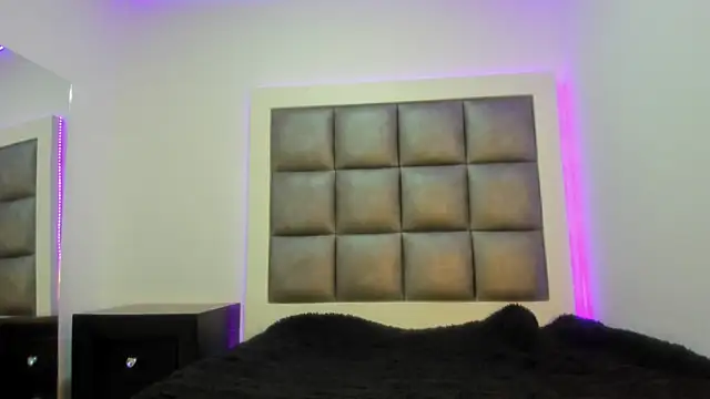 Mia lopez   online show from October 29, 12:37 pm