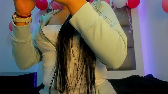 Mia lopez   online show from November 7, 12:31 pm