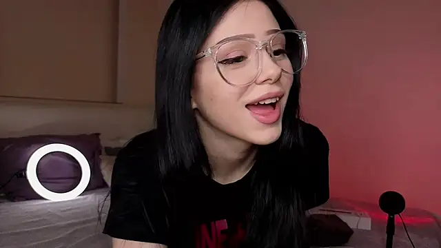 KateHardcastle online show from October 24, 6:29 pm