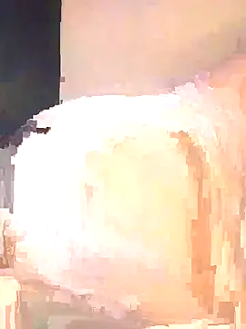 Snapshot of yaraa49 chatting on October 5, 3:41 am yaraa49 online show from October 5, 3:41 am