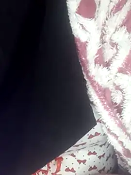 yaraa49 online show from March 11, 12:37 am