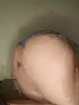 Snapshot of yaraa49 chatting on October 14, 5:08 am yaraa49 online show from October 14, 5:08 am