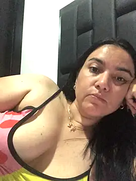 Snapshot of sweetdulcexxx chatting on October 19, 8:11 pm sweetdulcexxx online show from October 19, 8:11 pm