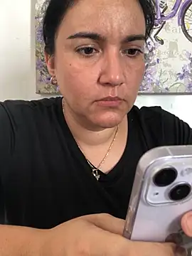 Snapshot of sweetdulcexxx chatting on September 22, 4:24 pm sweetdulcexxx online show from September 22, 4:24 pm