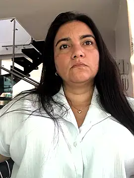 sweetdulcexxx online show from January 15, 4:43 pm