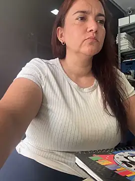 sweetdulcexxx online show from May 15, 4:27 pm