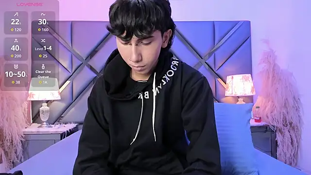 Milan LewisS online show from March 3, 12:56 pm