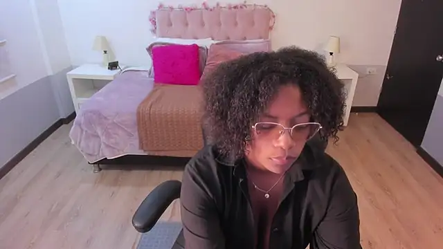 ebony fantasy2 online show from April 16, 11:22 am