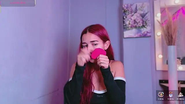 NataliaPrada s online show from November 6, 3:27 pm