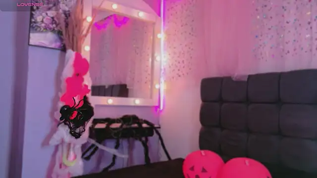 NataliaPrada s online show from October 24, 4:50 pm