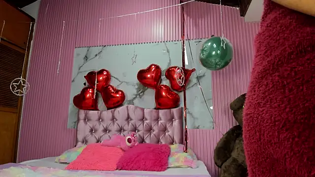 Mindy 19 online show from March 4, 11:01 pm