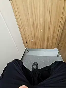 axxmwaa69 online show from September 15, 2:28 pm