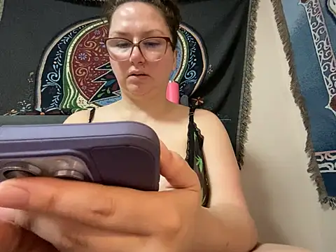 GirlSquirt online show from April 20, 3:35 pm
