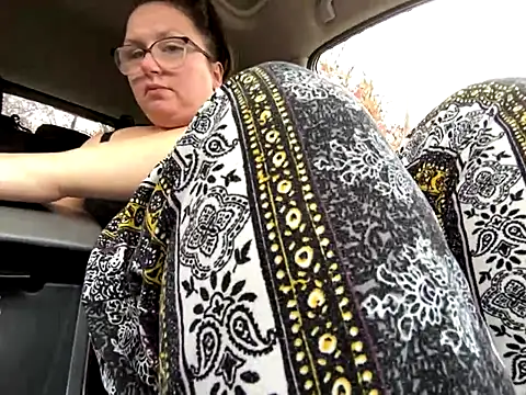 GirlSquirt online show from November 9, 7:18 pm