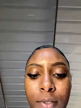 britanyxxs online show from November 18, 2:53 pm