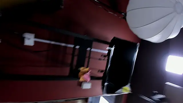 miss   taylor online show from November 11, 6:03 pm