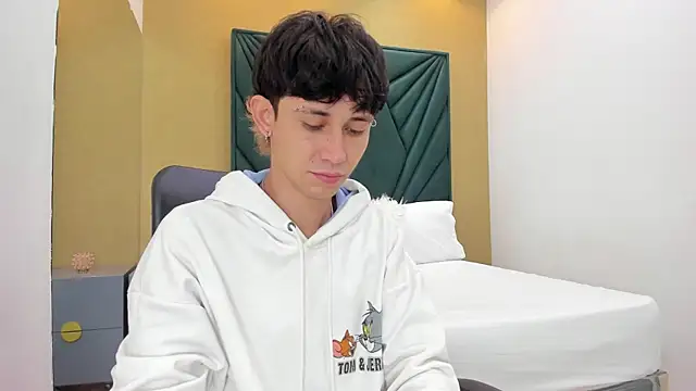 Michael blue online show from December 21, 1:02 pm