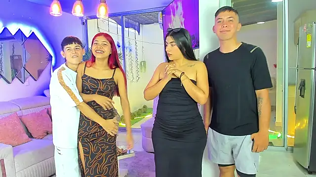 stangirls  online show from April 7, 9:38 pm