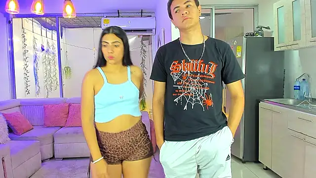 stangirls  online show from February 13, 9:37 pm