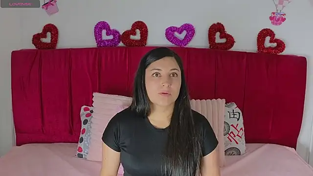 cuteeimy online show from May 12, 7:20 pm