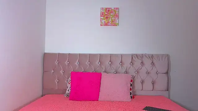 cuteeimy online show from September 12, 4:51 pm
