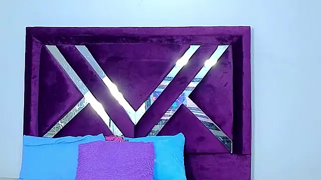 Snapshot of cuteeimy chatting on November 26, 6:30 pm cuteeimy online show from November 26, 6:30 pm