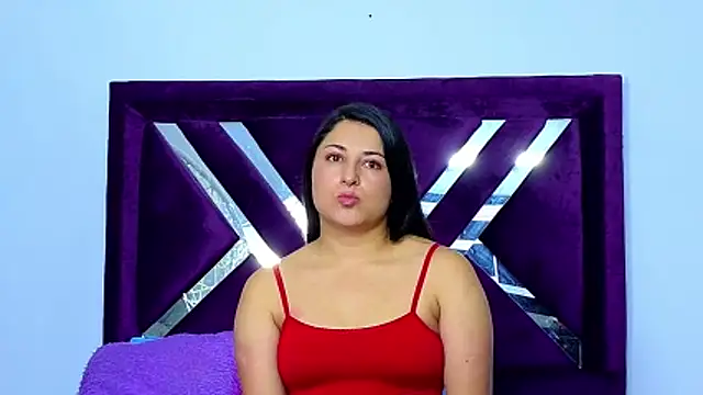 cuteeimy online show from January 6, 7:40 pm