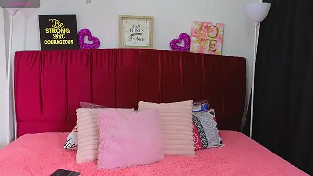 Snapshot of cuteeimy chatting on June 11, 7:33 pm cuteeimy online show from June 11, 7:33 pm