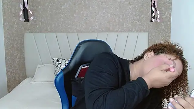 Yera carey online show from November 30, 12:28 pm