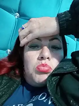 carolinhe  online show from November 29, 11:05 pm