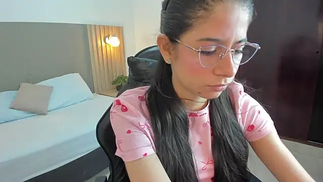 carlina 15 online show from November 28, 12:16 pm