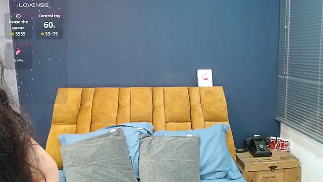 KendraaSimons online show from March 27, 8:43 pm