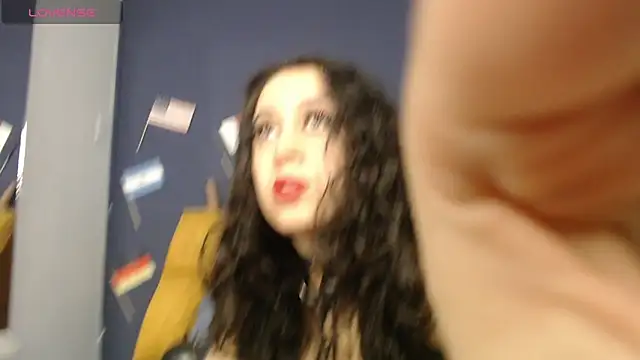 Snapshot of KendraaSimons chatting on June 16, 8:20 pm KendraaSimons online show from June 16, 8:20 pm