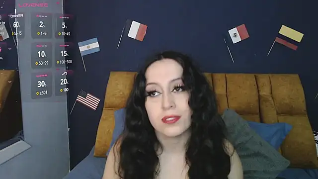 Snapshot of KendraaSimons chatting on July 6, 8:44 pm KendraaSimons online show from July 6, 8:44 pm