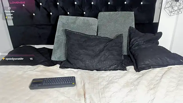 Sebas cat online show from October 15, 2:43 am