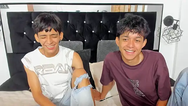 Sebas cat online show from October 14, 2:28 pm