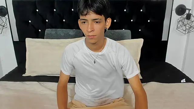 Sebas cat online show from October 15, 9:56 pm