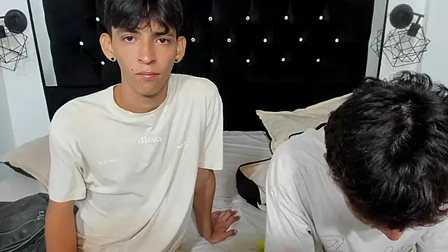 Sebas cat online show from November 16, 10:46 pm