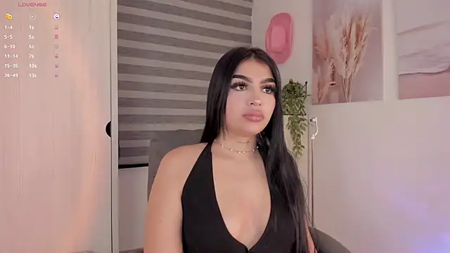 EmmyKenner online show from September 9, 10:57 am