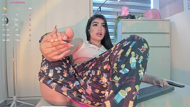 EmmyKenner online show from October 5, 11:56 am