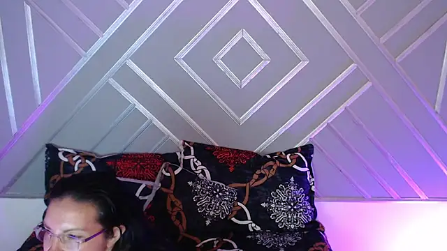 sashabluex online show from October 4, 3:19 am
