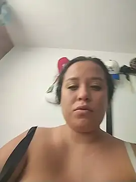 Snapshot of You-sexy-starr chatting on June 28, 5:19 pm You-sexy-starr online show from June 28, 5:19 pm