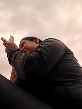 You-sexy-starr online show from October 11, 4:30 pm